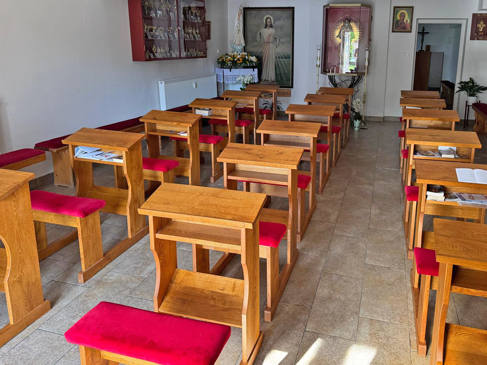 Miejsce adoracji Naszego Pana ukrytego w Najświętszym Sakramencie.